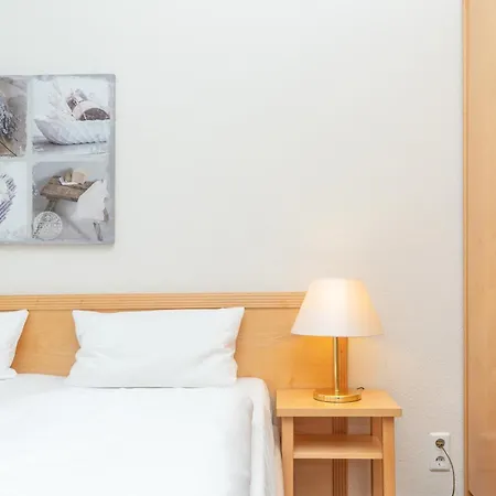 Апартаменты Fewo 530, Seepark Sellin Зеллин