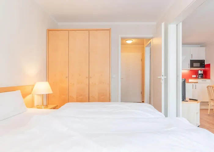 530, Seepark Apartment *